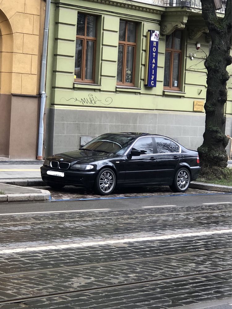 BMW 3 серія 320d