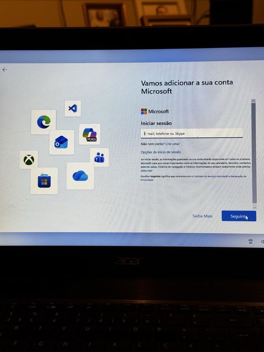 Portátil Acer E5-575G-53W6 com acabamento Premium em alumínio escovado