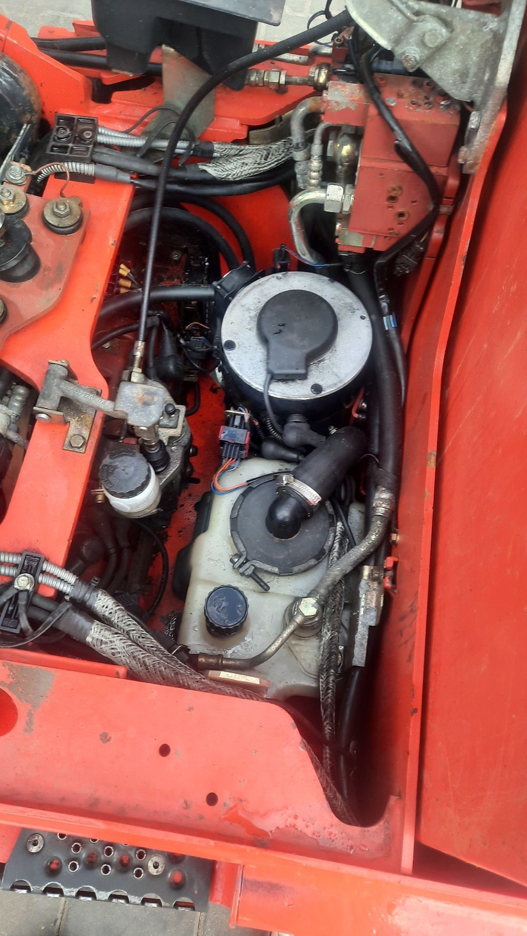 Wózek widłowy elektryczny Linde E16-02