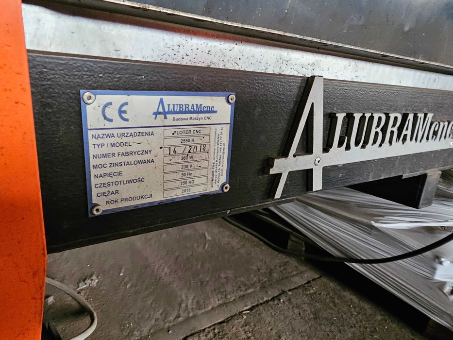 Ploter CNC do cięcia plazmą – ALUBRAM 2550K + źródło CUT 105 CNC