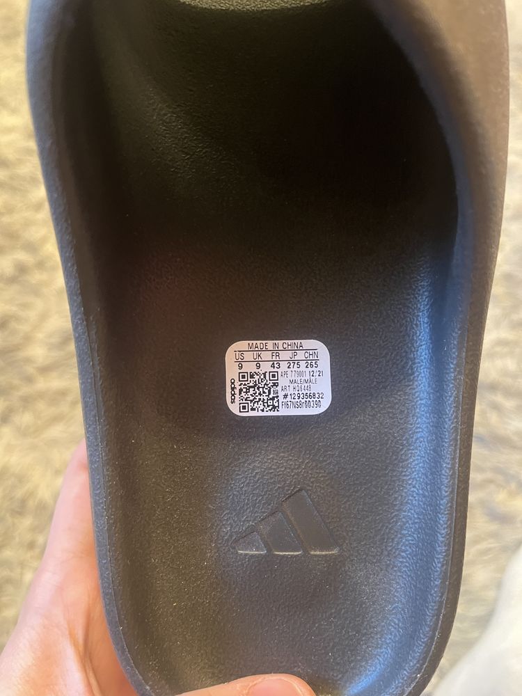Yeezy slide czarne onyx drip