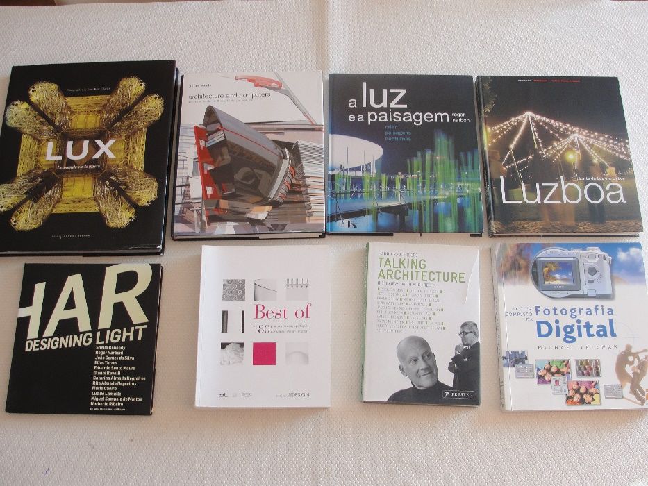 livros sobre arquitetura, arte, luz, design e digital.
