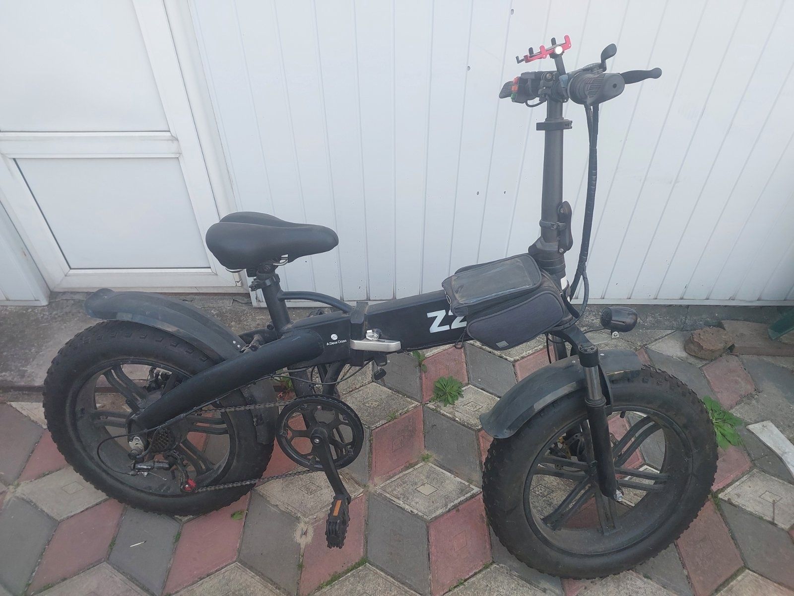 Электровелосипед Z20C . BD.. A.  Dece Oasis