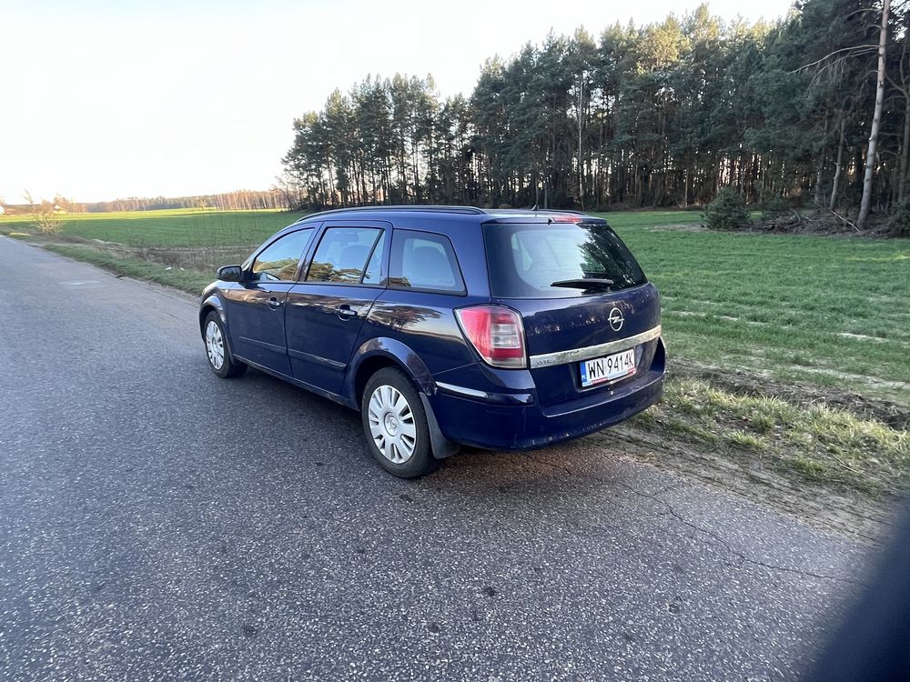 Opel Astra rocznik 2008