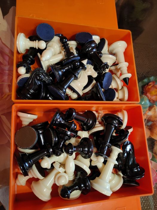 Набор в родной Карболитовой коробке шахматы Карболитовые советы