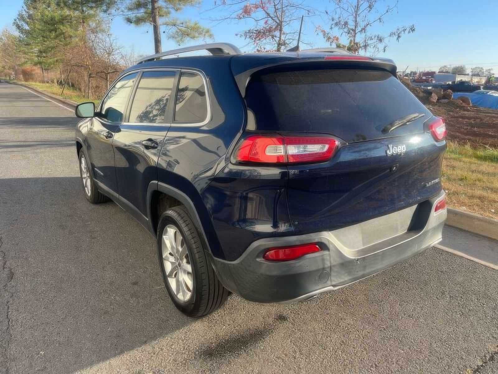 2016 Jeep Cherokee