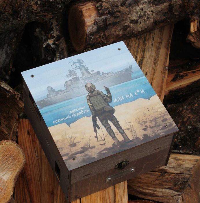 Спритний автоматичний наливатор авто бармен для алкоголю на 4 чарки