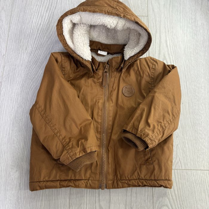 Продам куртку H&M