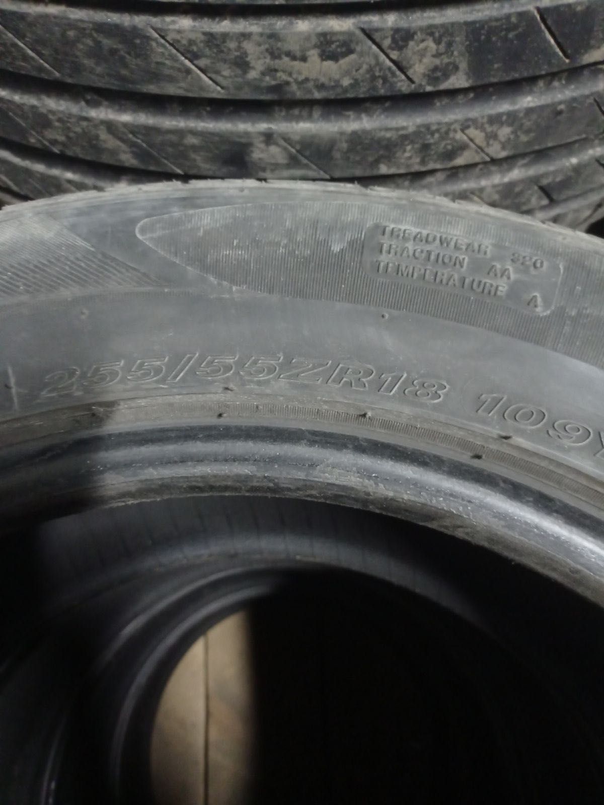 Продам літні шини 255/55 R18