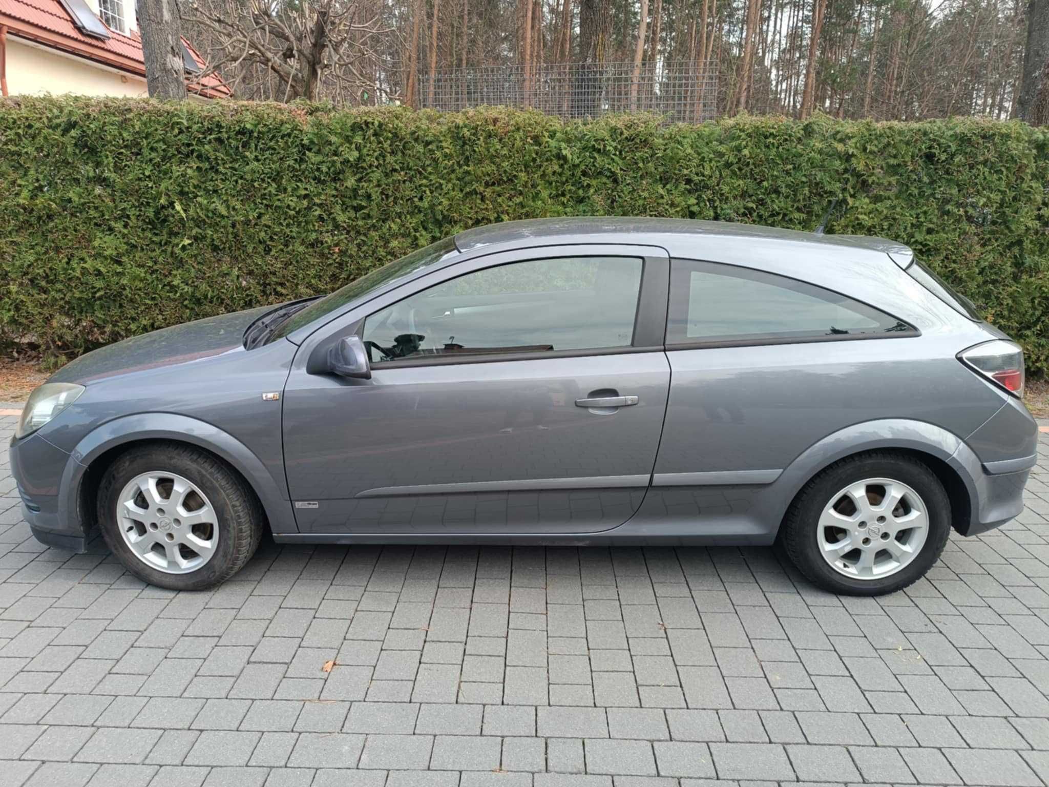 Opel Astra H GTC 1.4 LPG