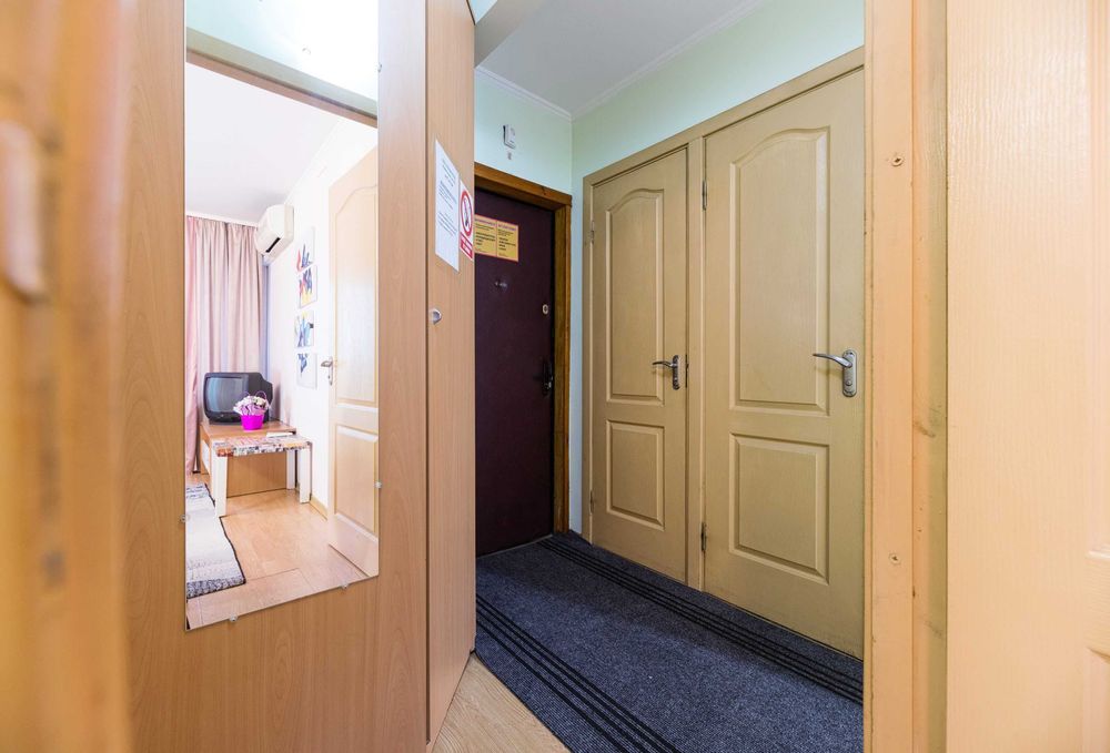 Вул. Борщагівська 6 в Києві, КПІ, Охматдит