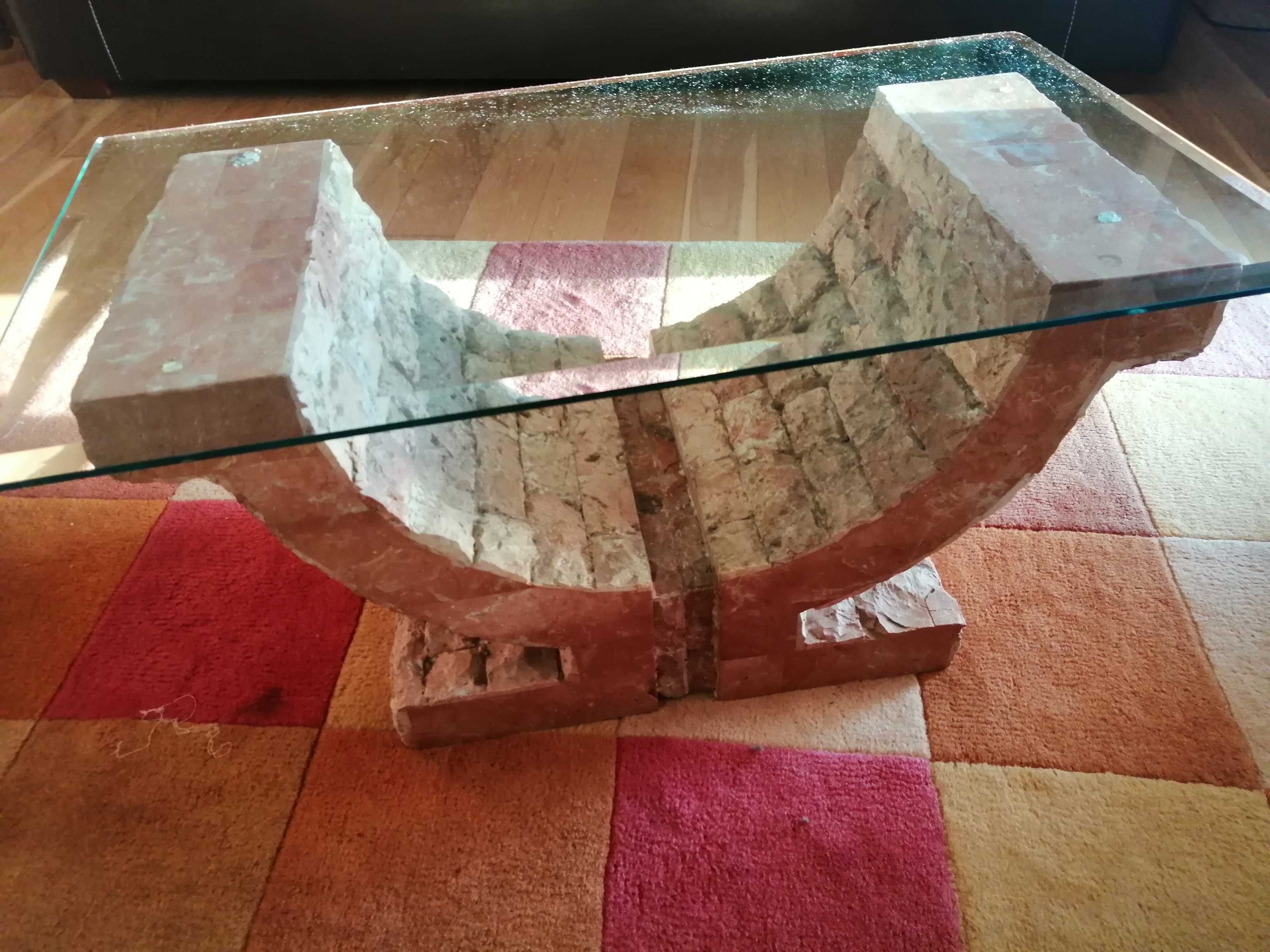 mesa de sala em pedra