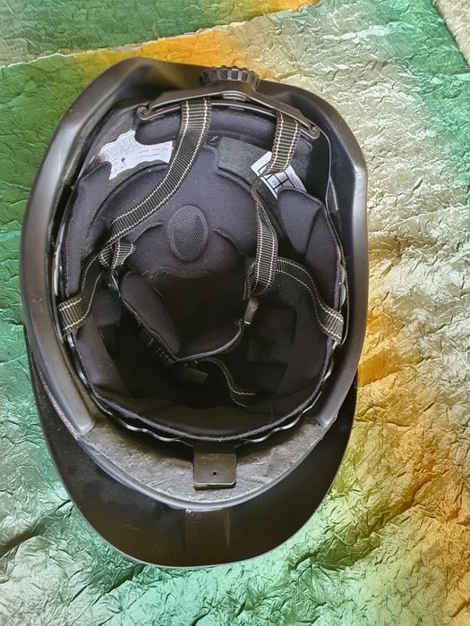 Kask jeździecki Felix Buhler z brokatem rozmiar M 52-58 cm (nr 8)