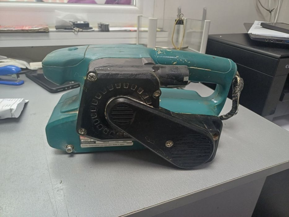 Шлифмашина Makita 9911