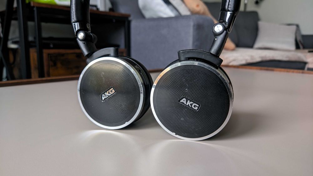 Słuchawki AKG N60NC - wersja przewodowa