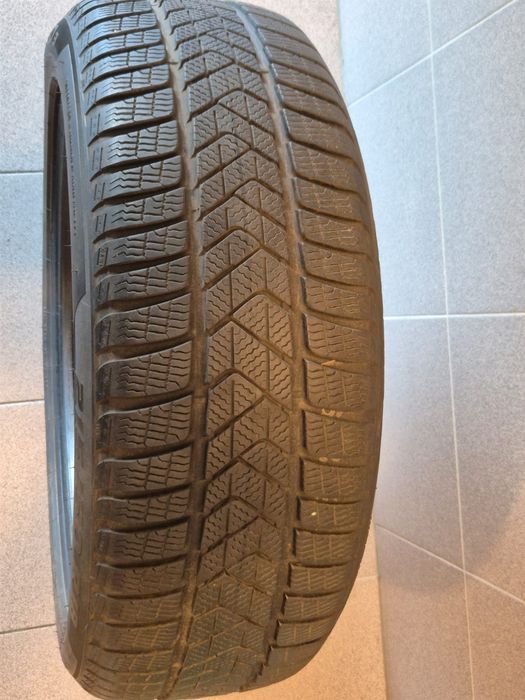 Opony Pirelli SottoZero zimowe