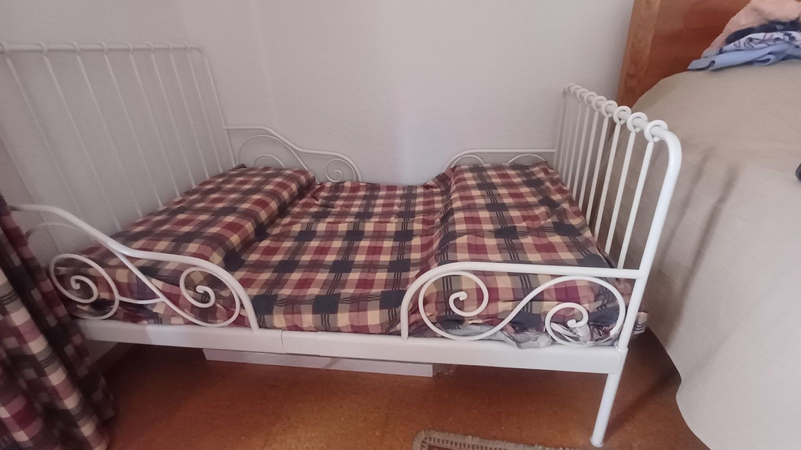 Cama extensível individual
