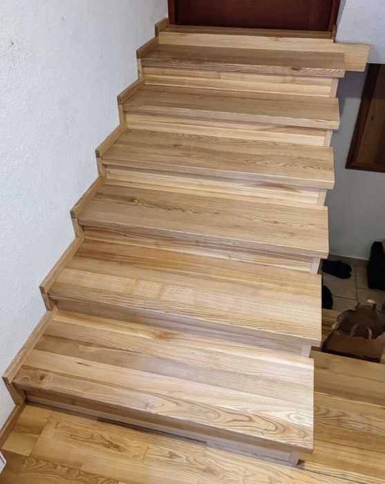 STOLARZ Drewno meble schody  Długołęka i okolice