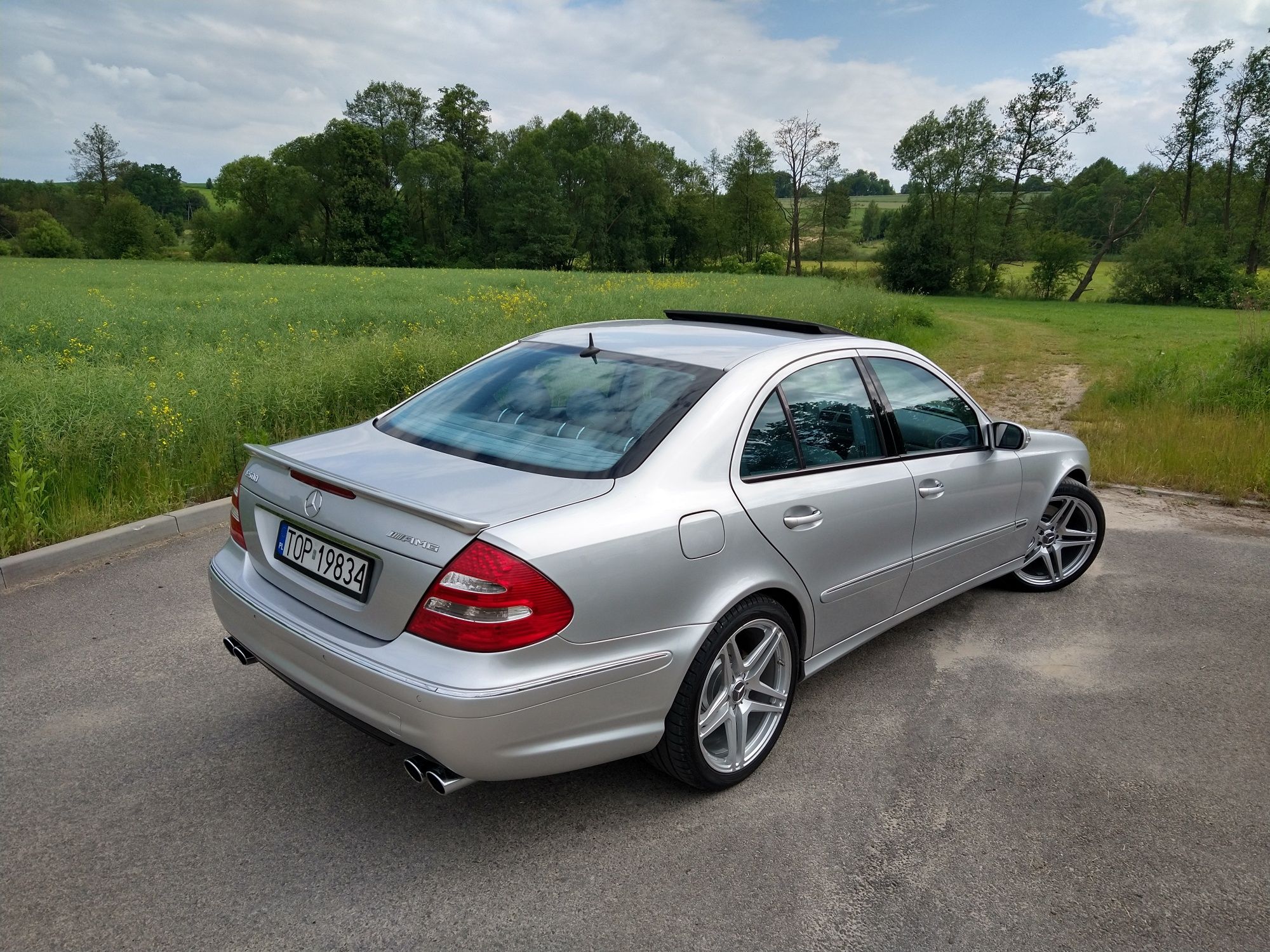 Mercedes-Benz W211 E500 LPG