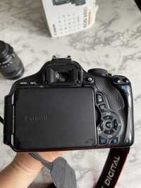 Фотоапарат Canon D600 в хорошем свместе с обективом 18- 135