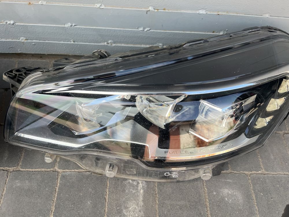 Peugeot 508 2014-2016р фари.