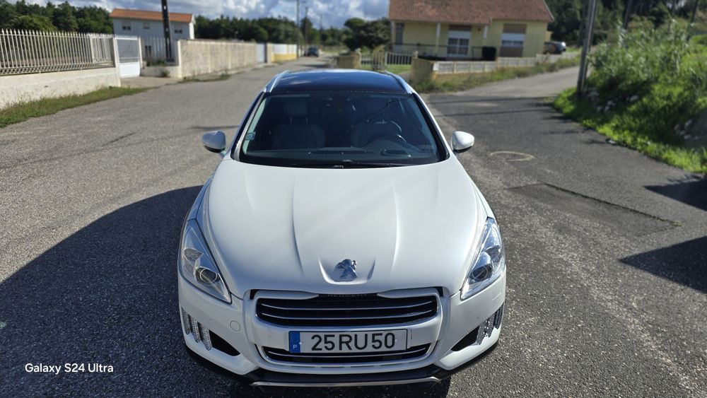 Peogeot 508 RXH Hybrid4 200cv branco pérola