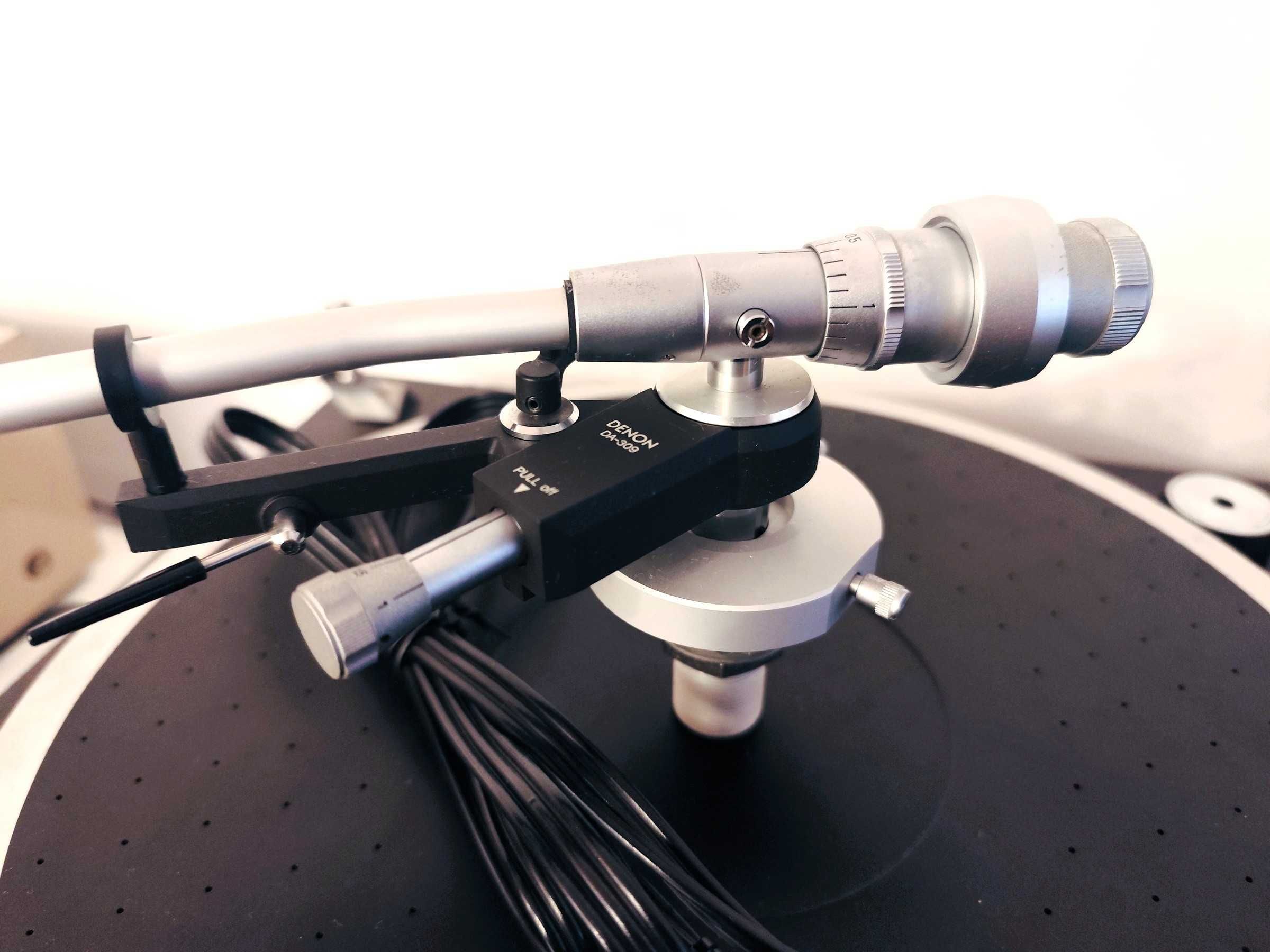 Braço com VTA Denon DA 309