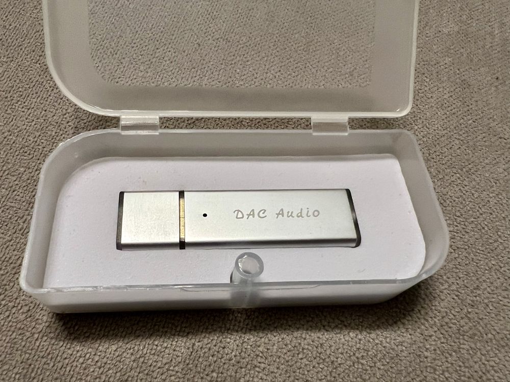 Lusya Fever USB DAC Audio / pod. Audioquest DragonFly