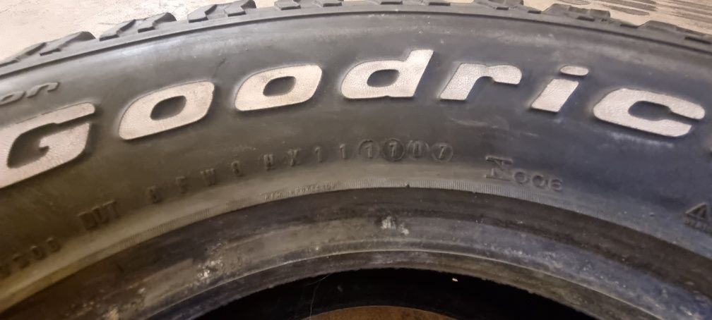 bfgoodrich all terrain  A/T  265/75//16