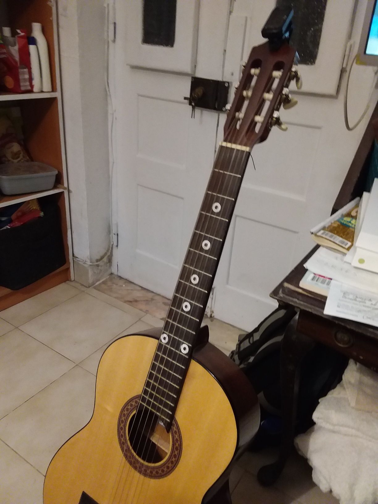 Vendo  guitarra classica