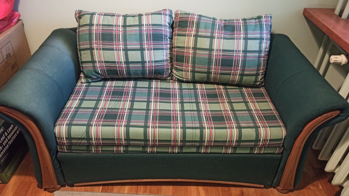 Sofa dwuosobowa sprzedam