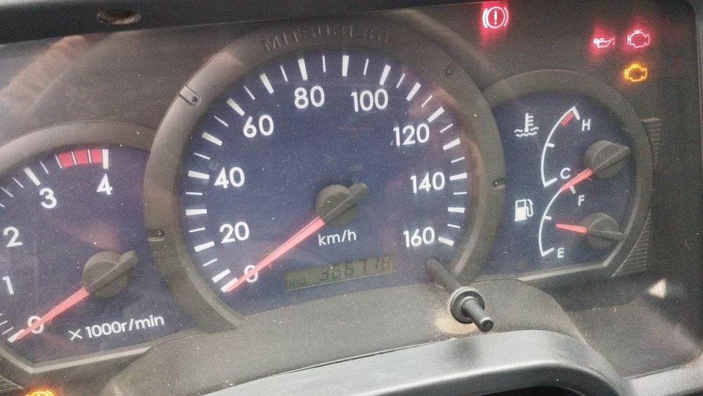 Mitsubishi Canter Fuso Doka skrzynia