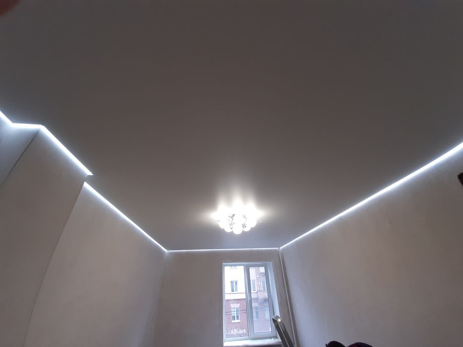 Натяжні Стелі Рівне
