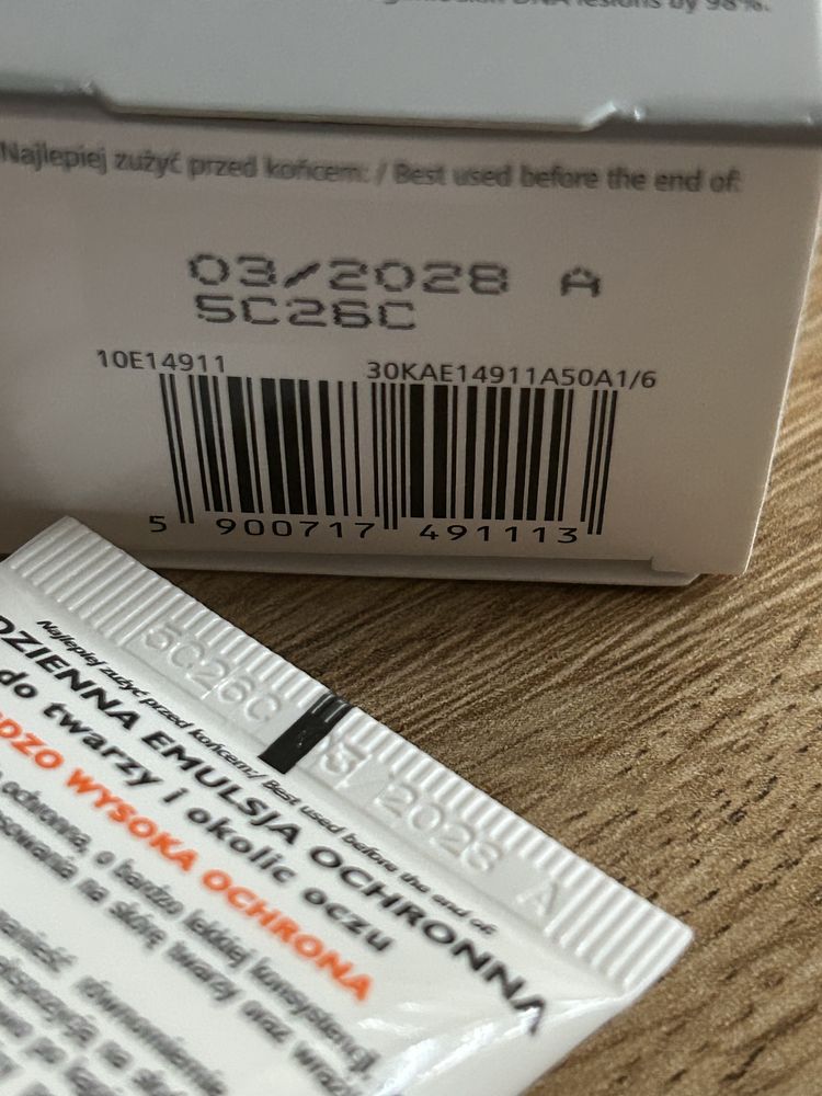 Pharmaceris S codzienna emulsja ochronna SPF 50+ z kwasem hialuronowym