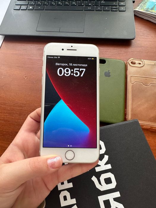 Айфон 8 б/у 64GB