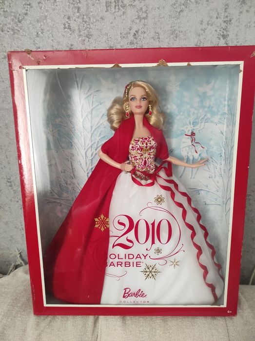 коллекционная кукла Барби Barbie holiday 2010