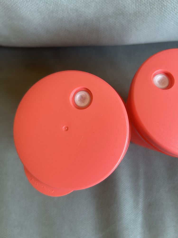 Conjunto de dois copos Tupperware