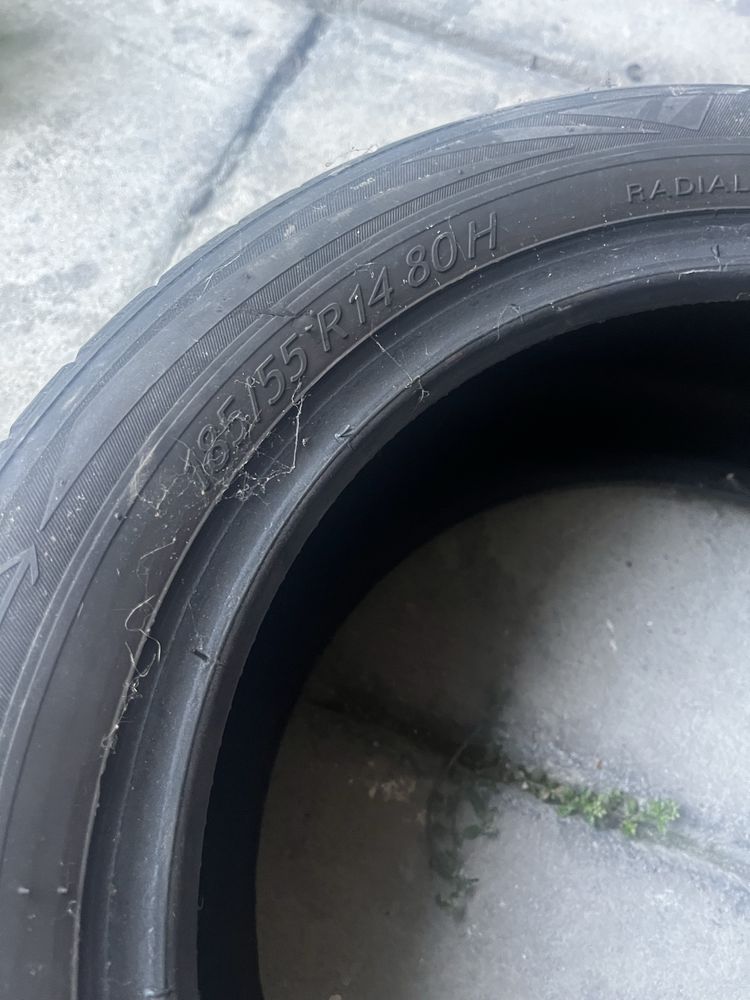 Pneu 185 / 55 / r14 com jante