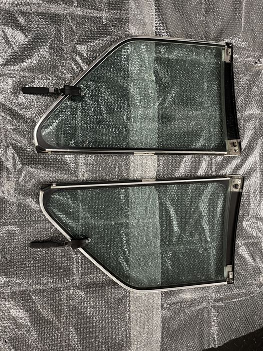 BMW E30 rarytas szyby uchylne chromline tylne coupe zielone chrom wąsk