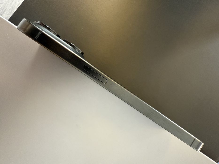 Iphone 15 pro max 256gb bateria 100%