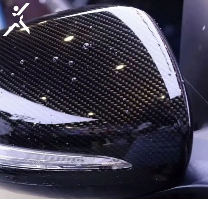 Автомобільна плівка 9Д карбон , карбон глянець