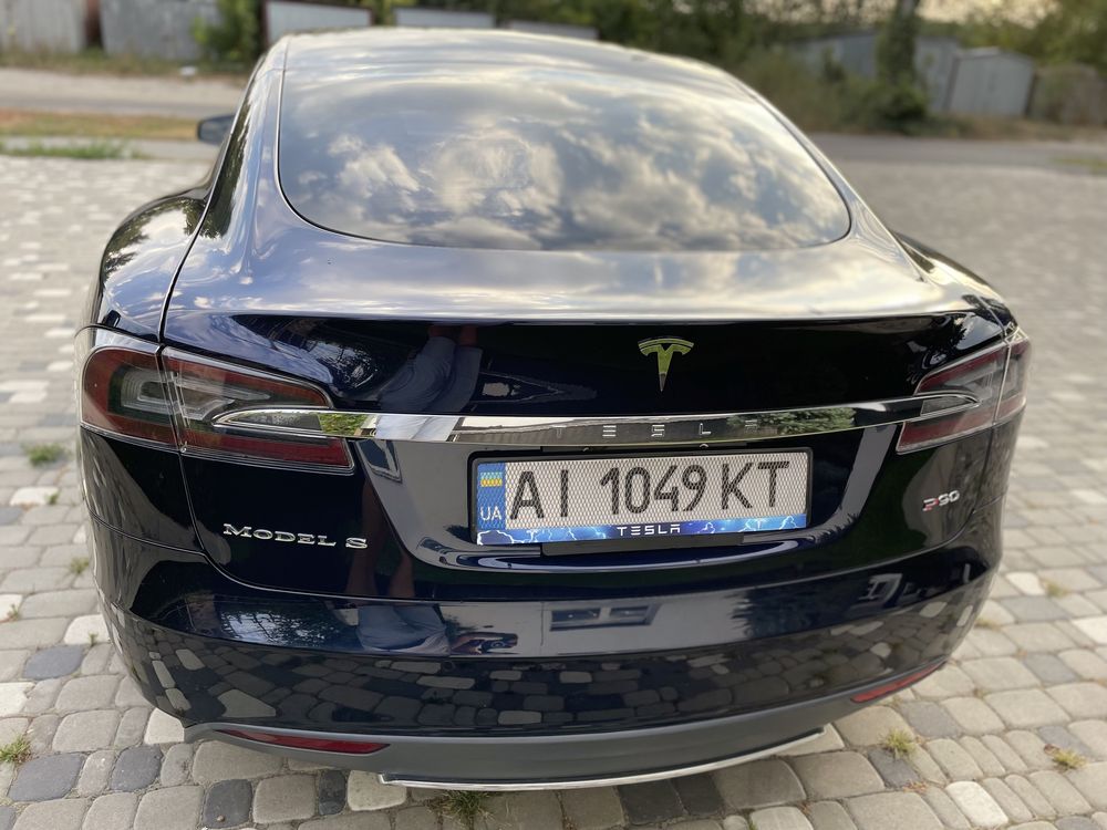 Продається Tesla model s