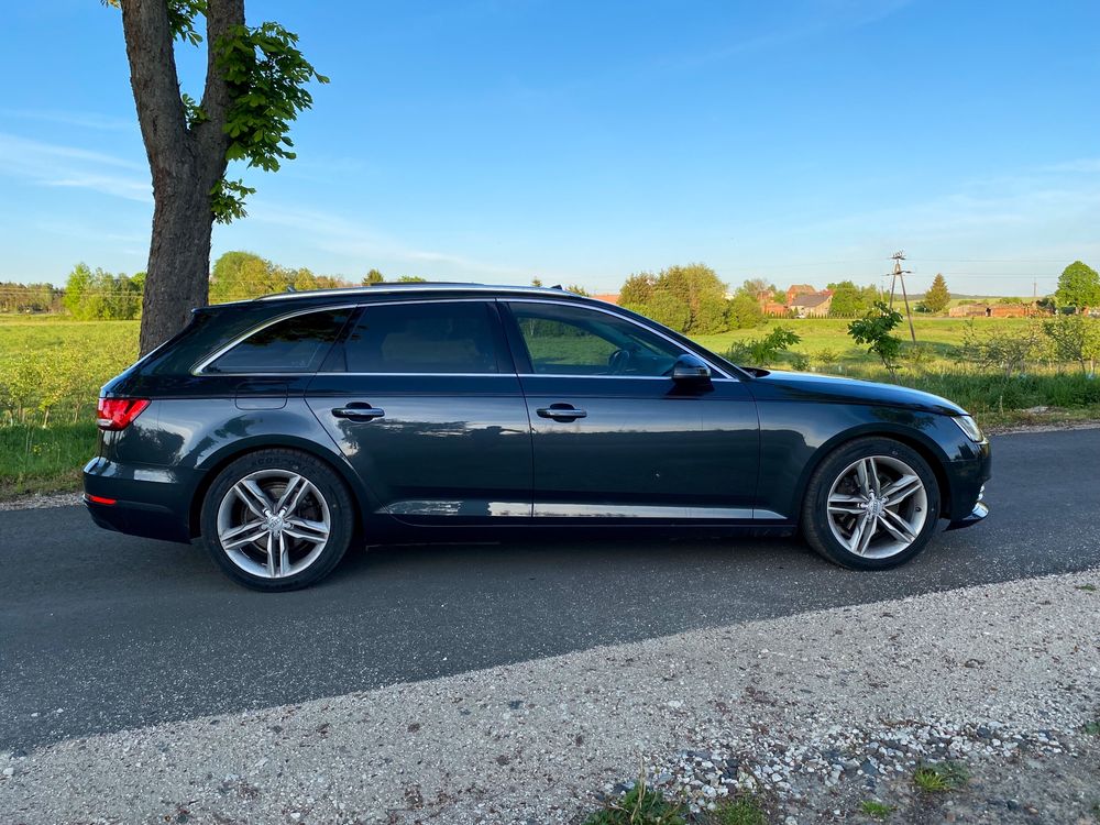 Audi A4b9 2.0TDI Brązowa skóra, panorama, bixenon, manetki