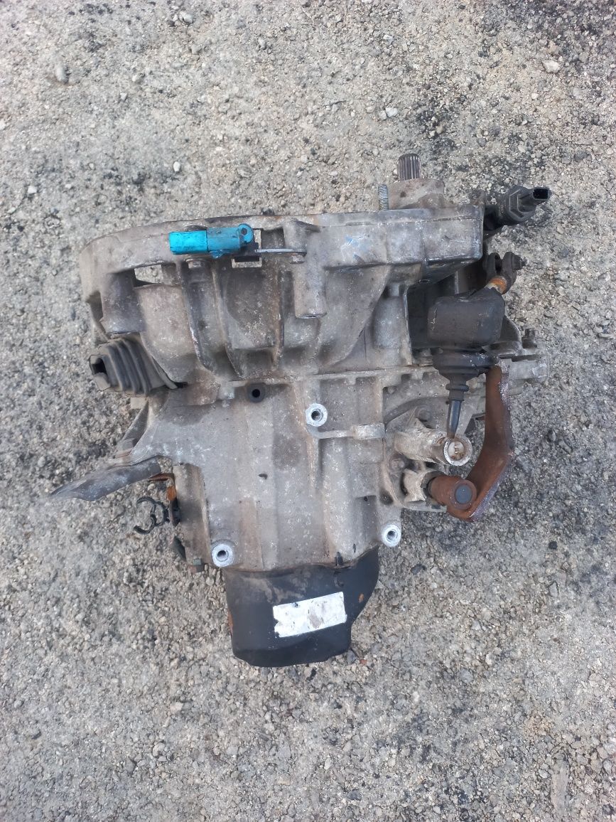 Коробка передач jh1053 jh 1053 1.4 mpi dacia logan i sandero логан