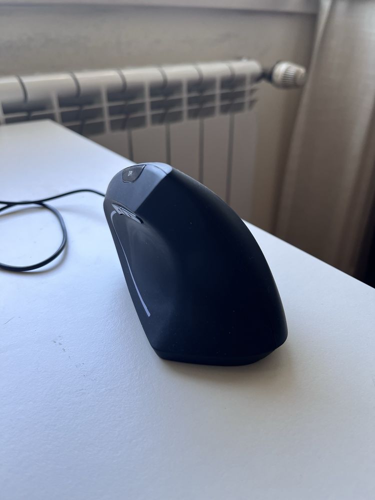 Rato Ergonomico com fio Mitsai