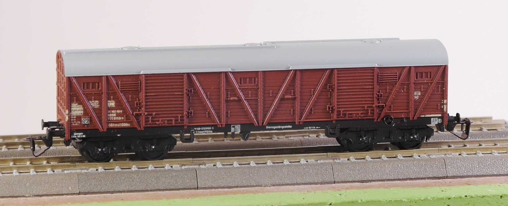kolejka TT - skład (nr 4) pociągu towarowego - 7 wagonów
