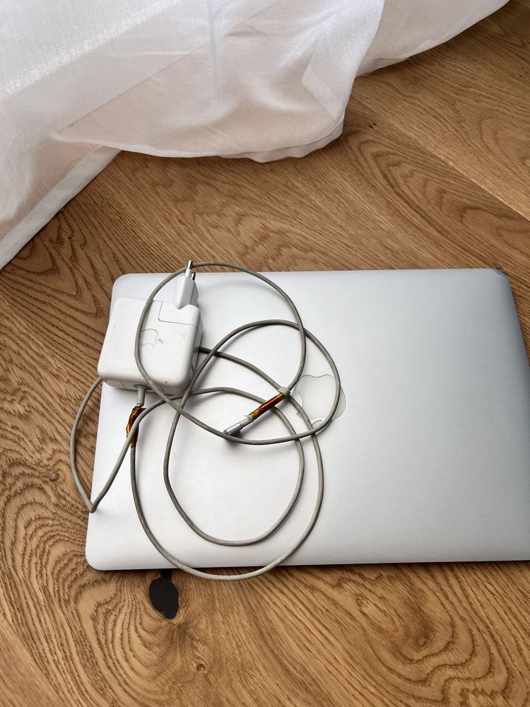 Macbook air A1466