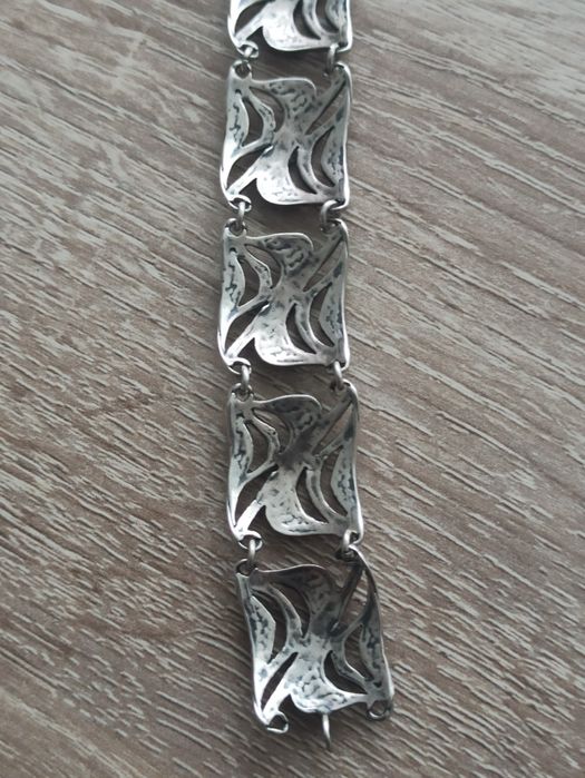 Bransoletka, przewieszka z łańcuszkiem oraz kolczyki