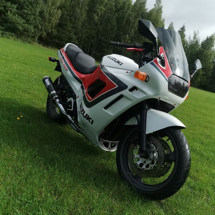 Suzuki gsx 700F  super stan