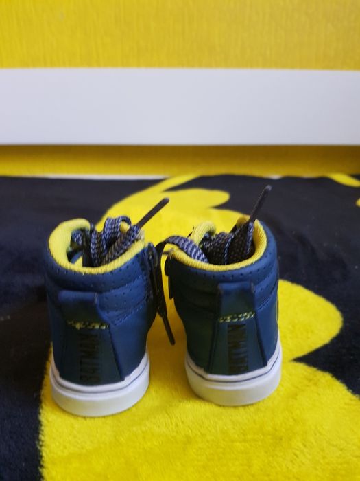 Buty batman dla chłopca